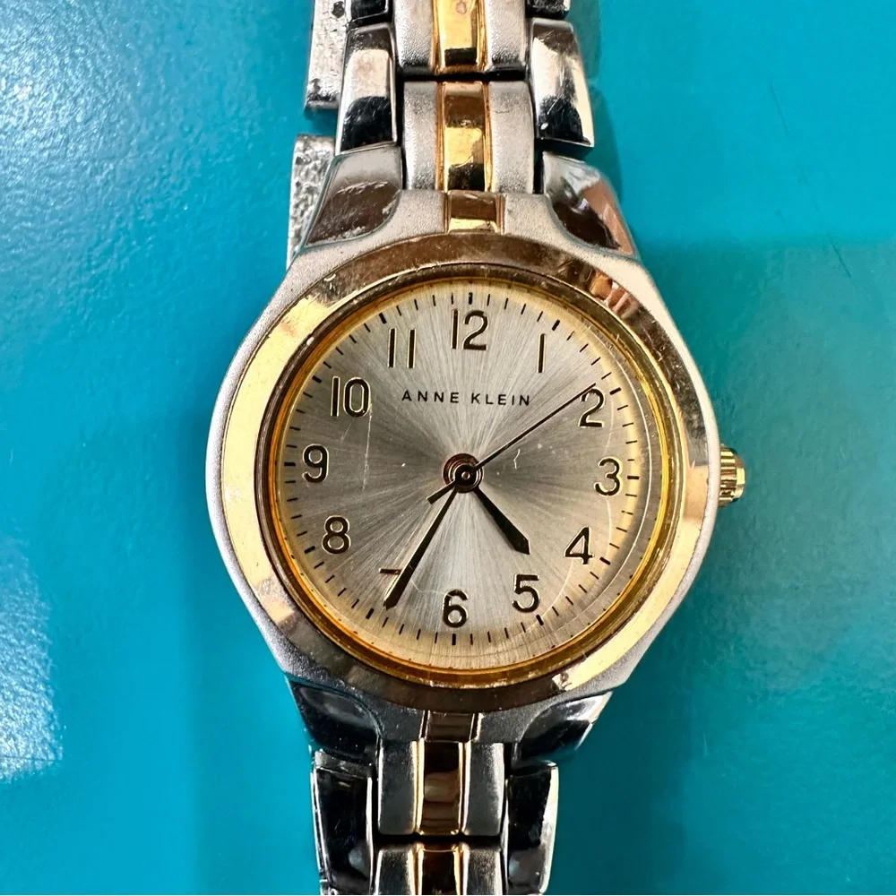 Anne Klein stylish anne